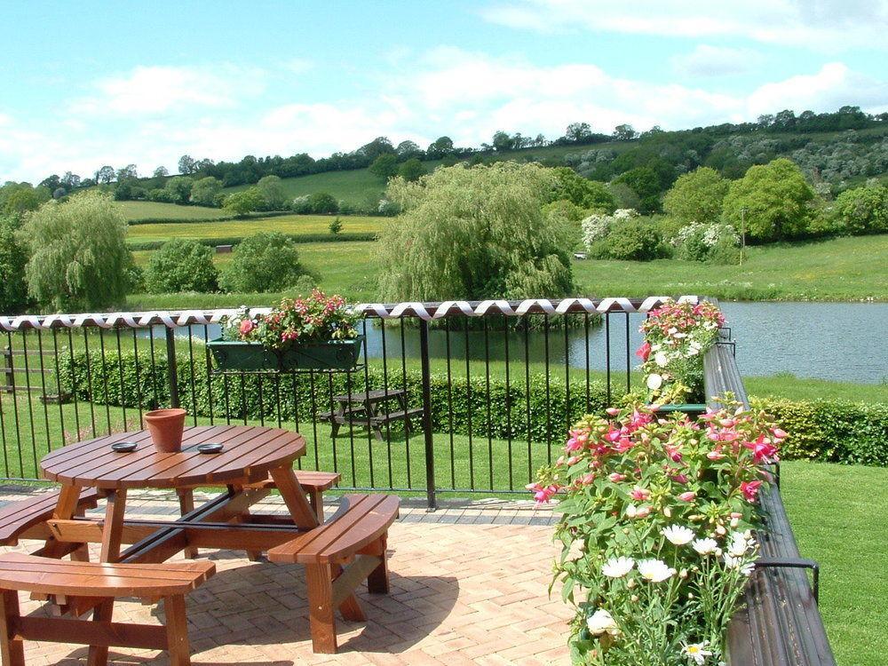 Cameley Lodge - Self Catering Temple Cloud Esterno foto