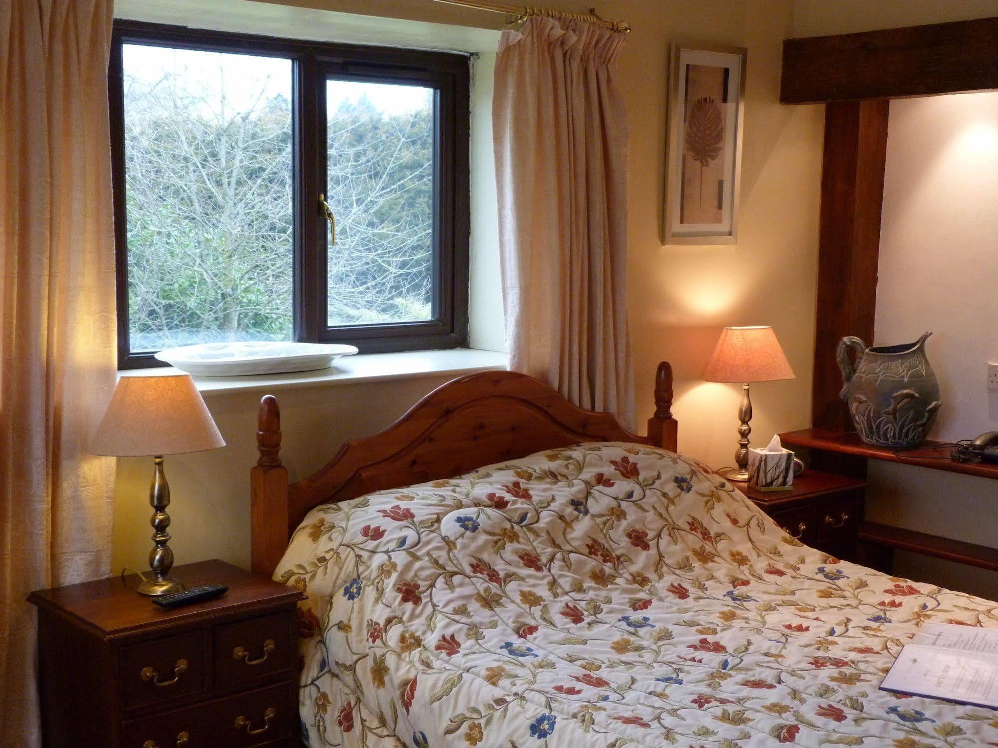 Cameley Lodge - Self Catering Temple Cloud Esterno foto